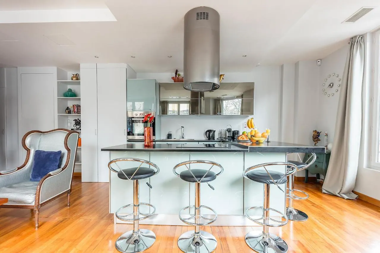 Typical Parisian Apartment 70 Sqm Francie